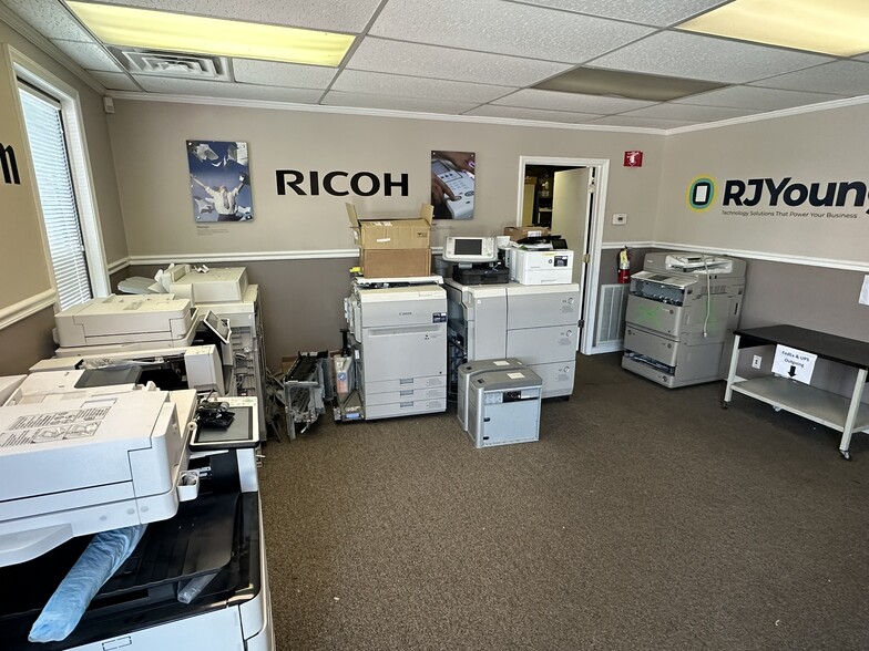 More Photos Of 725 S Church St, Murfreesboro Loft Creative Space For Sale