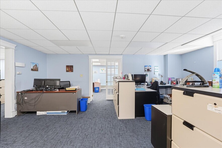 More Photos Of 96 Freneau Ave, Matawan Office For Sale