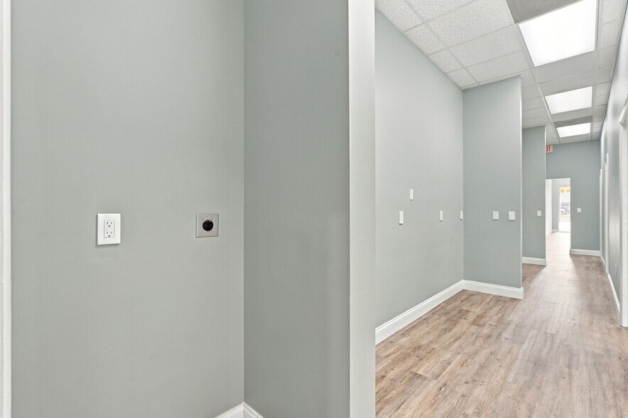 More Photos Of 2330 N Wickham Rd, Melbourne Unknown For Lease