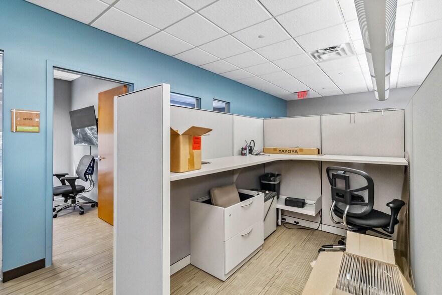 More Photos Of 11002 Lake Hart Dr, Orlando Religious Facility For Lease