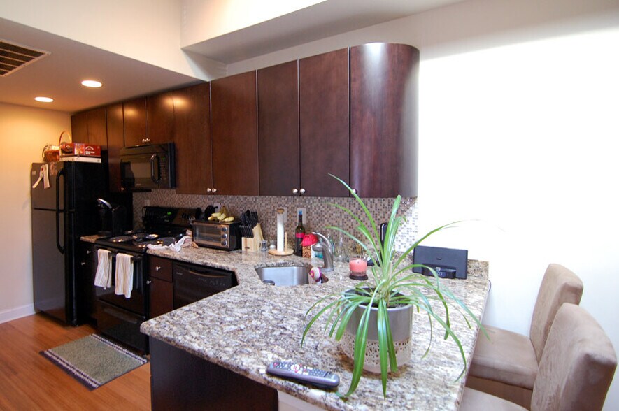 More Photos Of 359 Lyceum Ave, Philadelphia Apartments For Sale