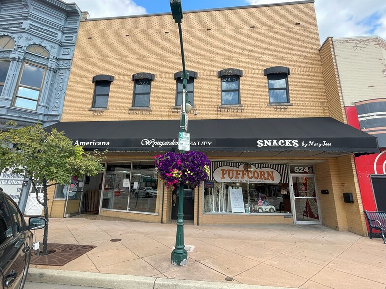 Primary Photo Of 522 S Main St, Elkhart Storefront Retail Residential For Lease