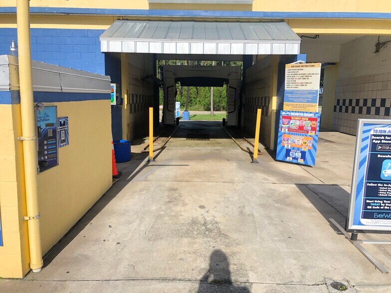 More Photos Of 15251 Convenience Way, Fort Myers Carwash For Lease