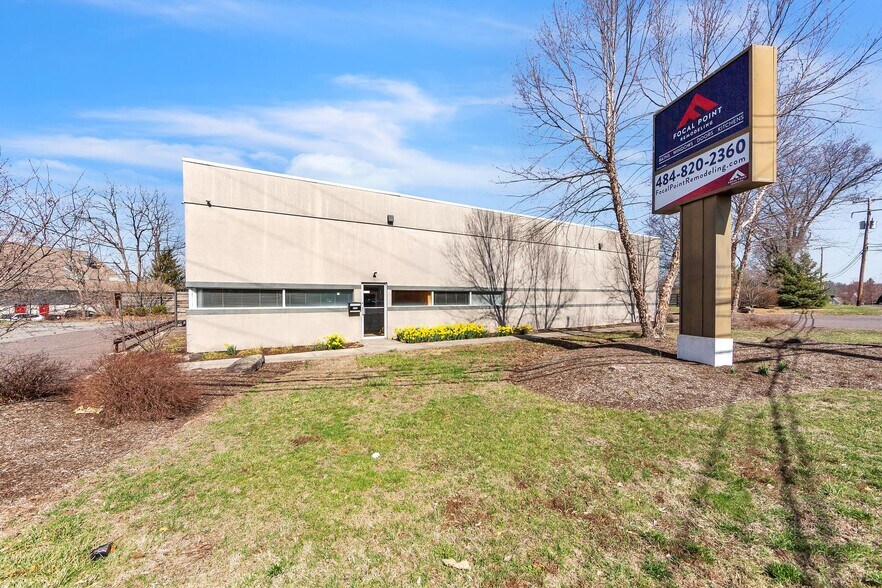 Primary Photo Of 2169 E High St, Pottstown Office For Lease