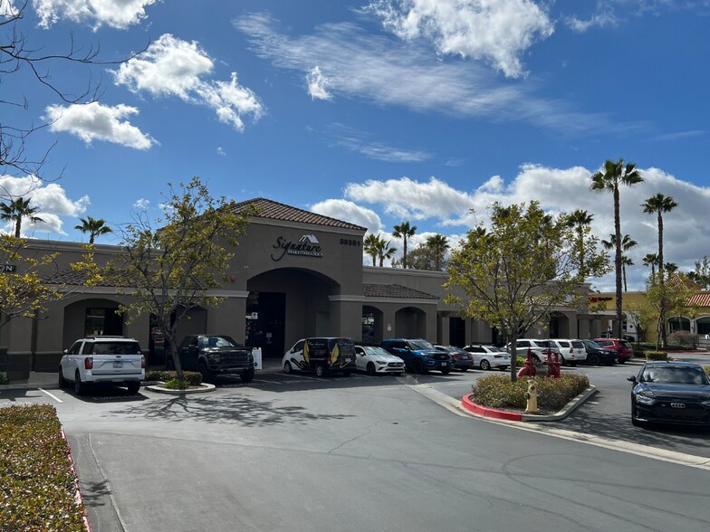 More Photos Of 39381 Los Alamos Rd, Murrieta Unknown For Lease