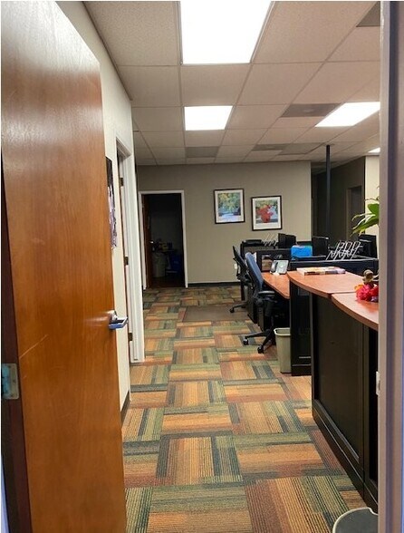 More Photos Of 609-611 N Akers St, Visalia Office For Lease