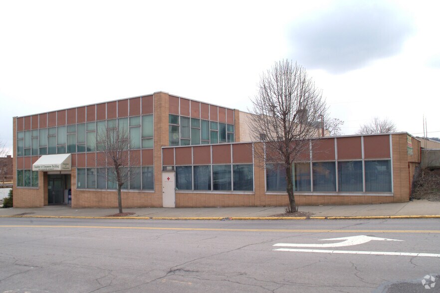 More Photos Of 630 Market St, Steubenville Office For Sale