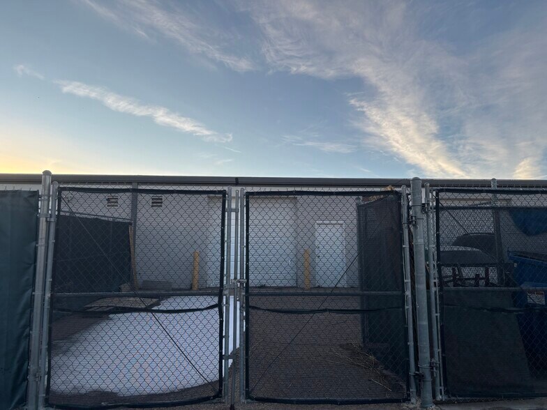 More Photos Of 332 Norfolk St, Aurora Warehouse For Sale