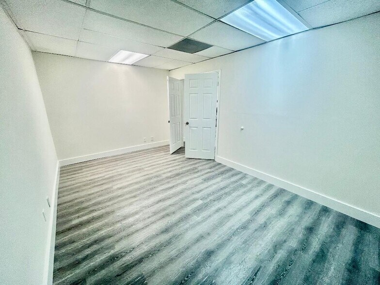 More Photos Of 10191 W Sample Rd, Coral Springs Office For Lease