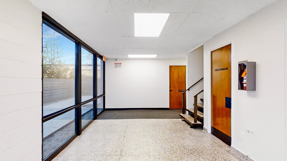 More Photos Of 8607 Imperial Hwy, Downey Office For Lease