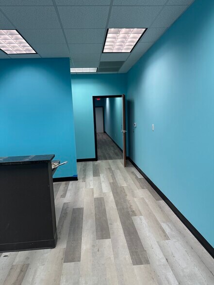 More Photos Of 4245 Johns Creek Pky, Suwanee Medical For Lease