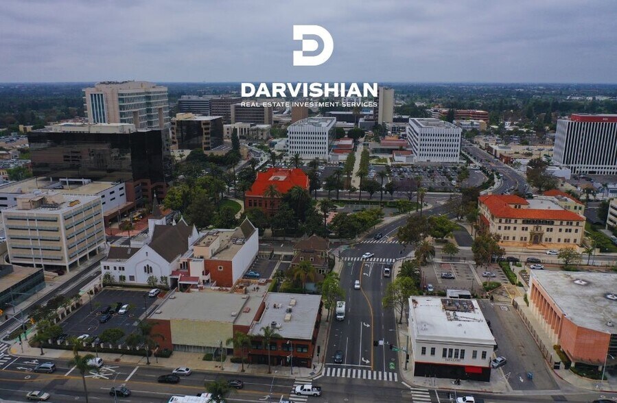 More Photos Of 700 N Main St, Santa Ana Storefront Retail Office For Lease