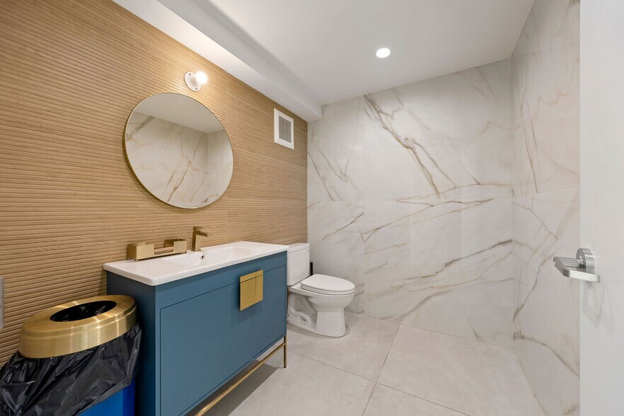 More Photos Of 233 W Route 59, Nanuet Storefront For Lease