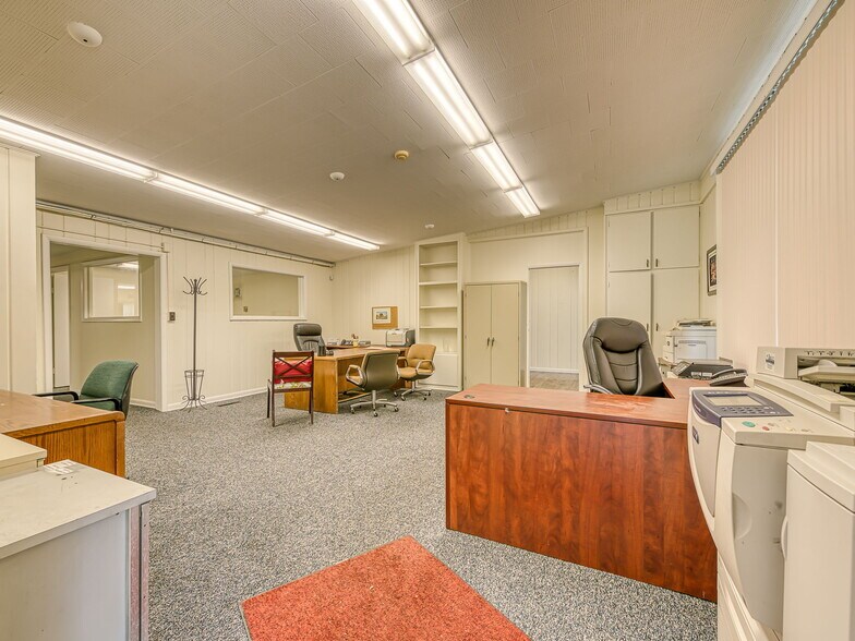 More Photos Of 111 Jones Ave, Monroe Warehouse For Lease