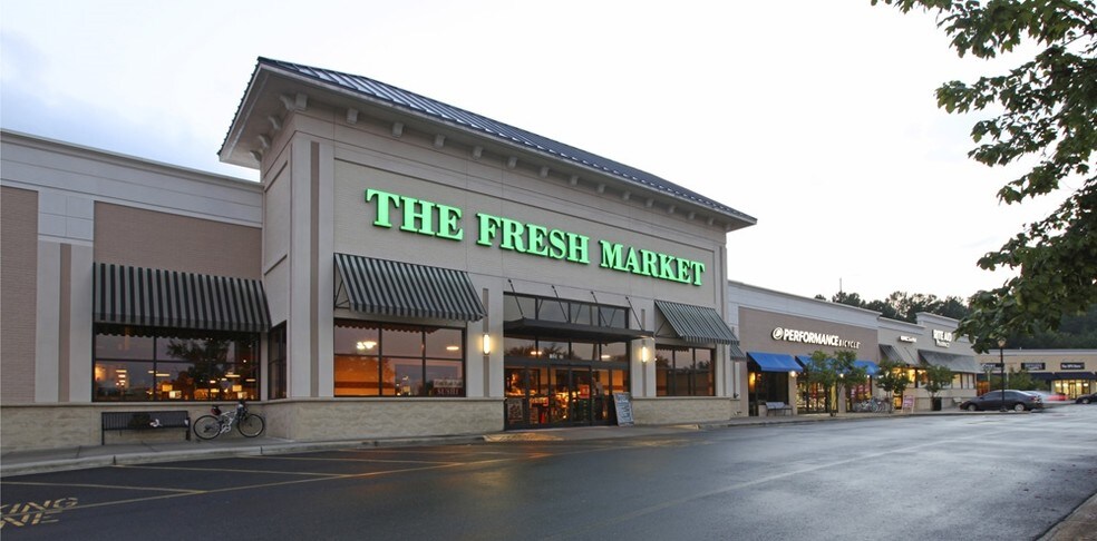 More Photos Of 6325 Falls of Neuse Rd, Raleigh Supermarket For Lease