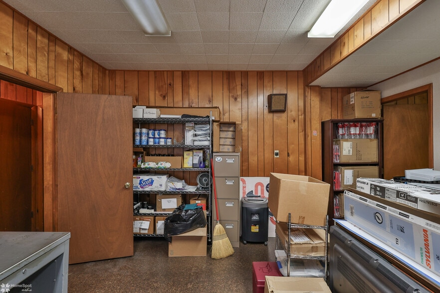 More Photos Of 419-437 W Emaus ave, Allentown General Retail For Sale