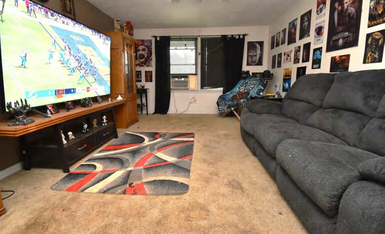 More Photos Of 517 E Monroe St, Metamora Multifamily For Sale