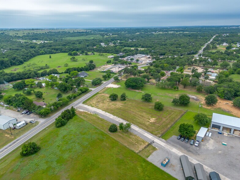 More Photos Of 8625 E FM 917, Alvarado Light Manufacturing For Lease