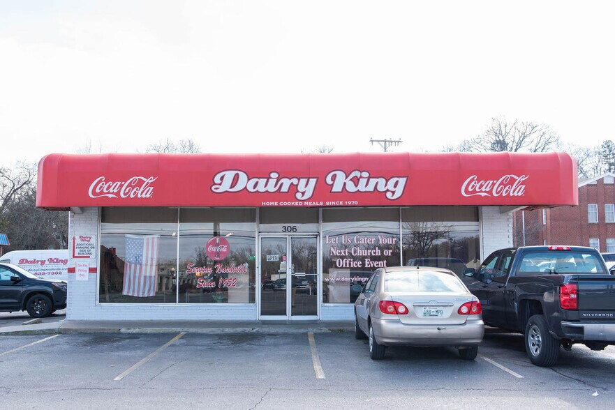 Primary Photo Of 306 E Thompson Ln, Nashville Freestanding For Sale