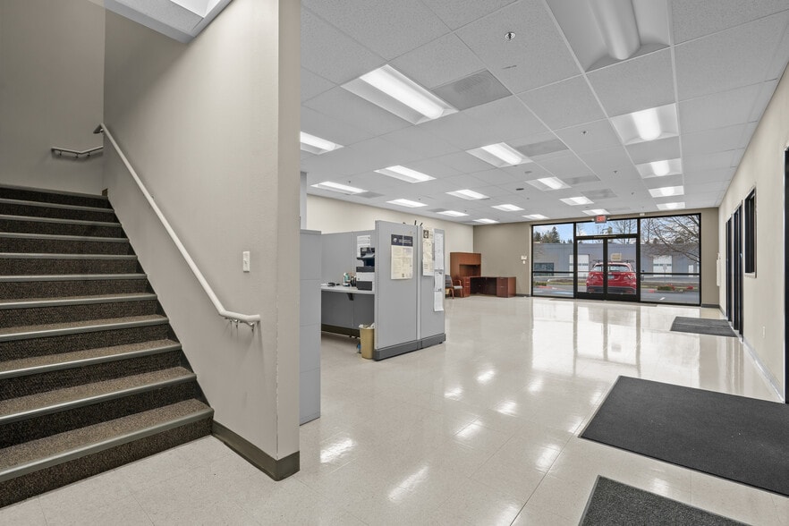 More Photos Of 1935 Vista Ave SE, Salem Industrial For Sale