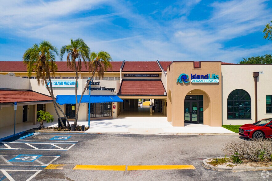 More Photos Of 5901 Sun Blvd, Saint Petersburg Unknown For Lease