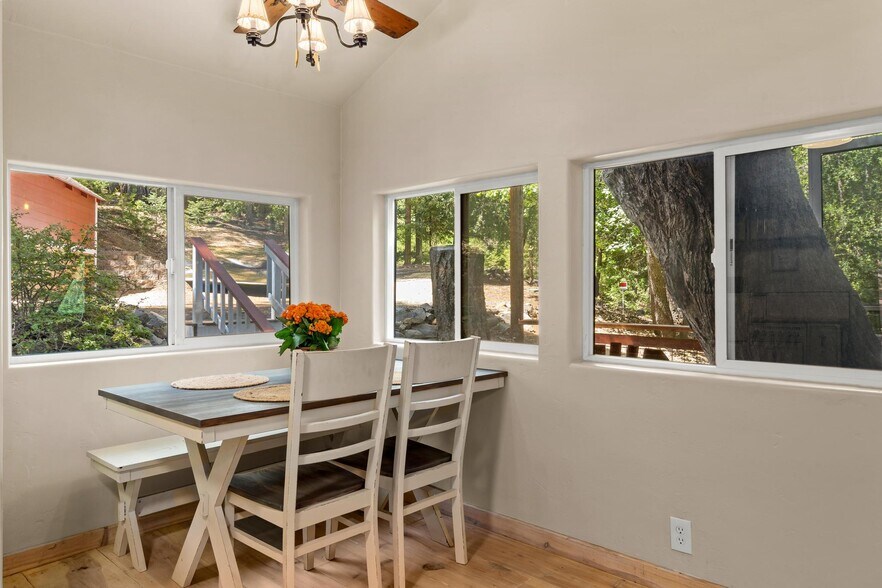 More Photos Of 33556 Fern Trail, Palomar Mountain Land For Sale
