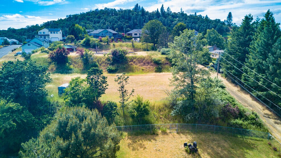 More Photos Of 2240 NW Merle Ave, Roseburg Land For Sale