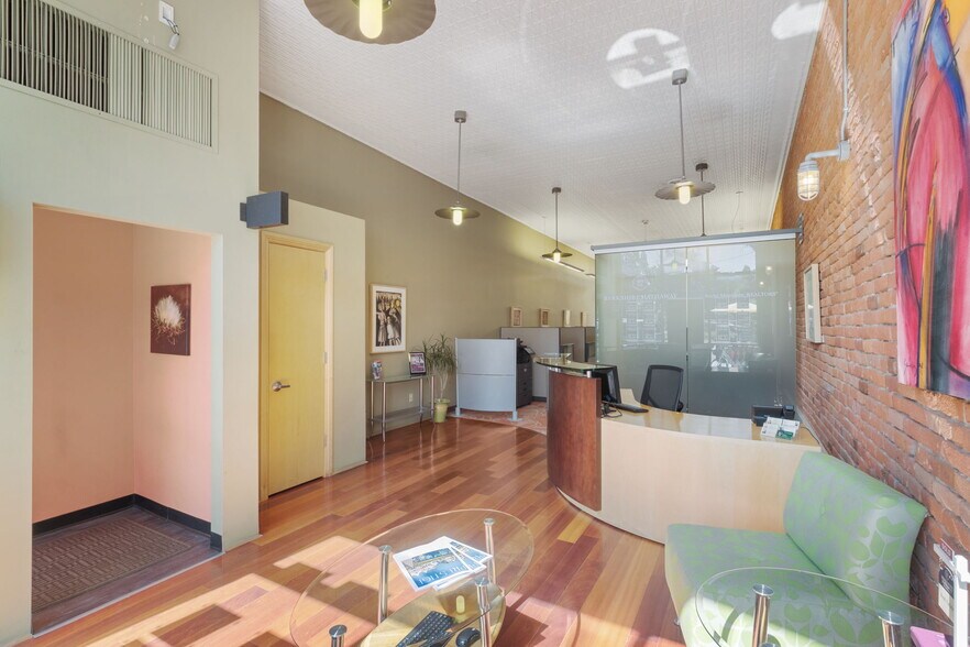 More Photos Of 216 N Tejon St, Colorado Springs Storefront For Sale