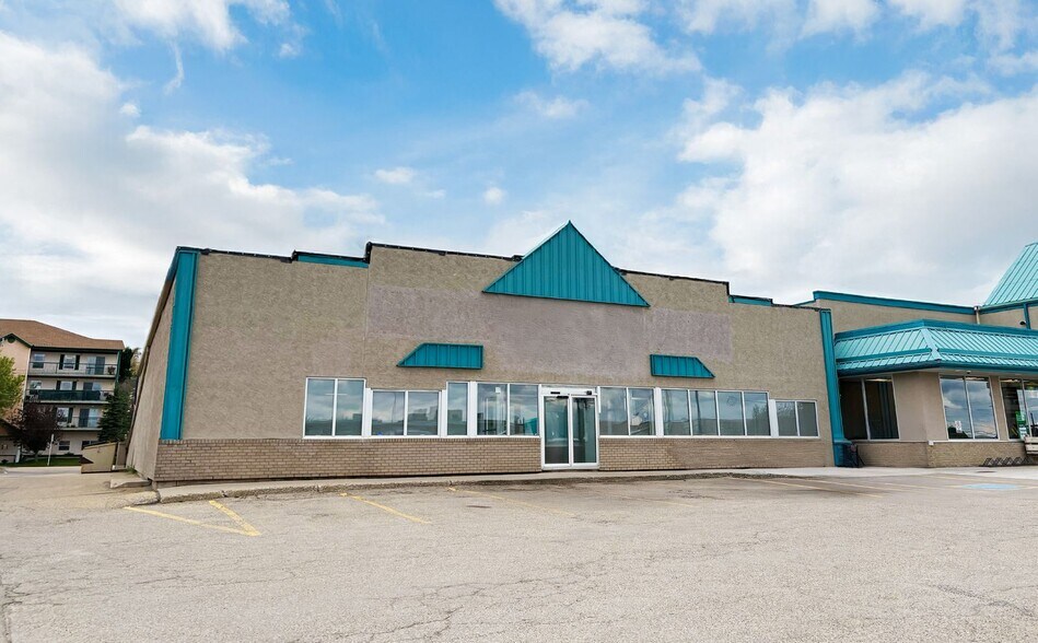 Primary Photo Of 5110 Highway 2A, Lacombe Storefront For Lease
