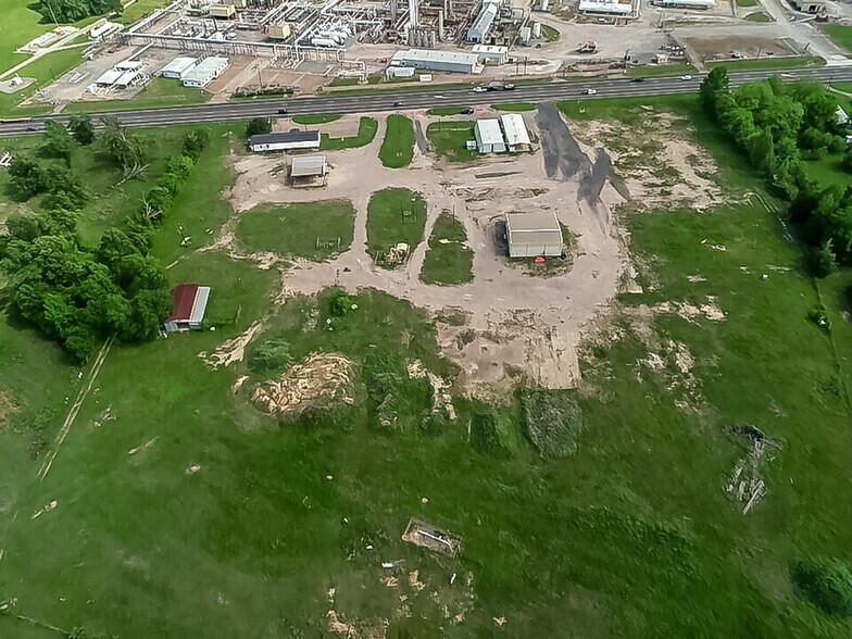 More Photos Of 2617 US Highway 79 N, Carthage Industrial For Sale