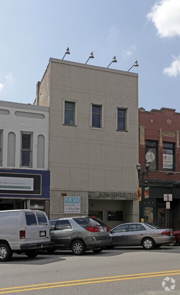 Primary Photo Of 47 N Saginaw St, Pontiac Storefront Retail Office For Sale