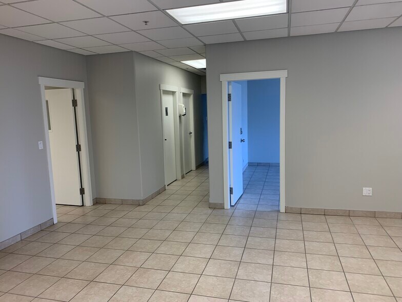 More Photos Of 7609 42nd St, Leduc Manufacturing For Lease