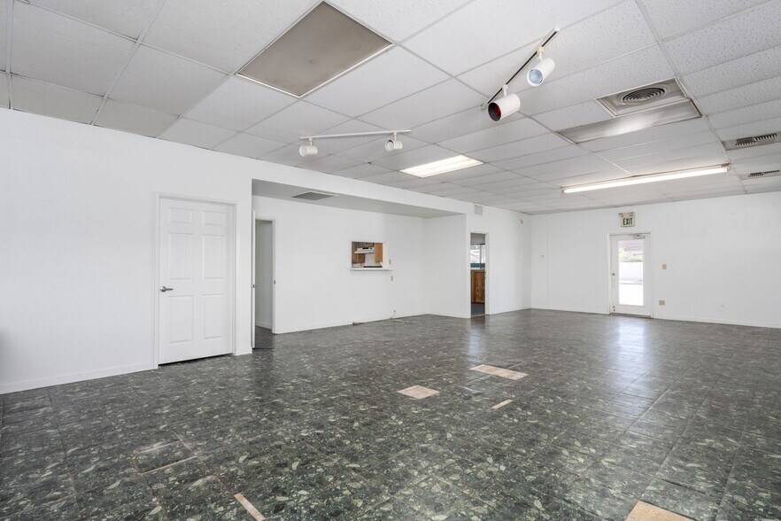 More Photos Of 1312 Robertson Blvd, Chowchilla Religious Facility For Sale