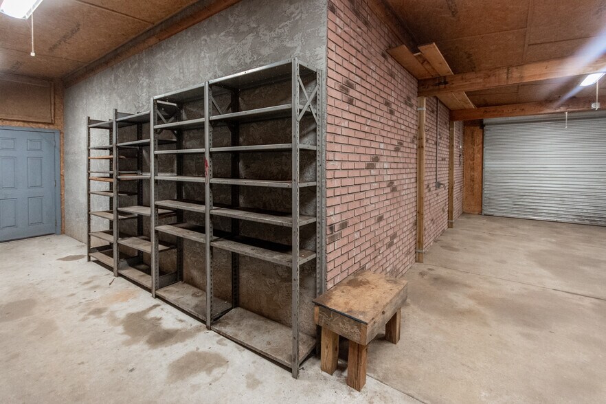 More Photos Of 535 W Main St, Franklin Specialty For Sale