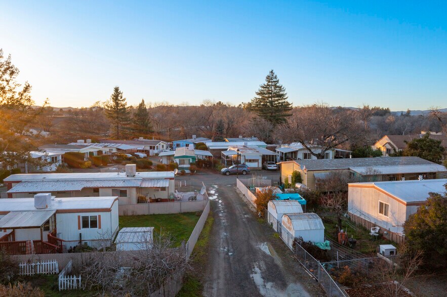 More Photos Of 5495 5th St, Kelseyville Manufactured Housing Mobile Home Park For Sale