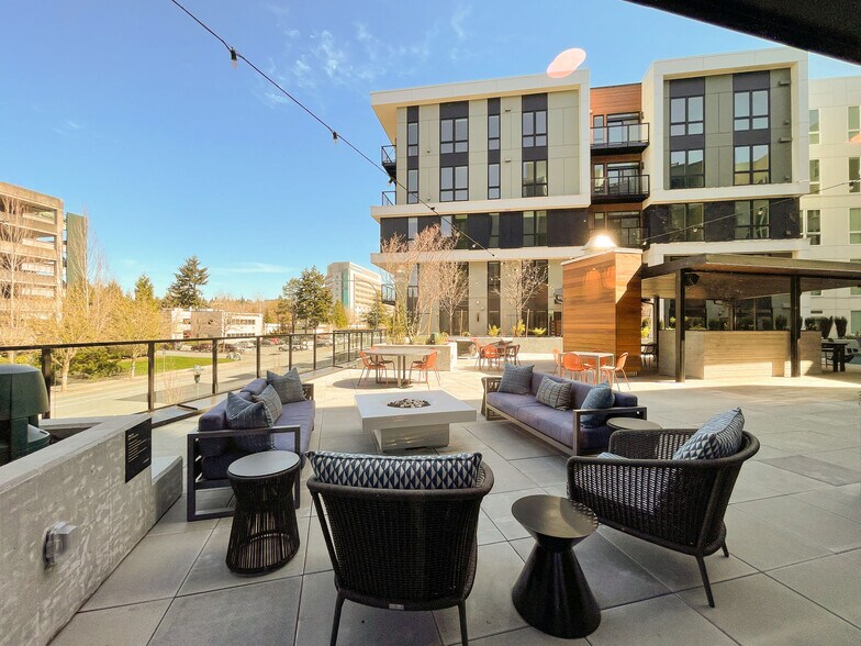 More Photos Of 11811-11821 NE 128th St, Kirkland Multifamily For Sale