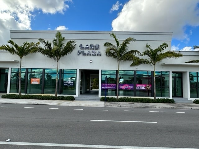 More Photos Of 101 SW 27th Ave, Fort Lauderdale General Retail For Lease