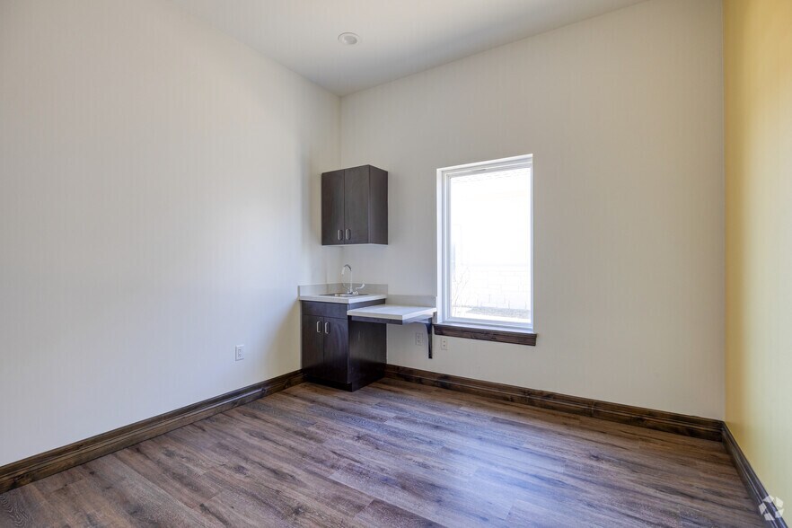 More Photos Of 701 FM 685, Pflugerville Unknown For Lease