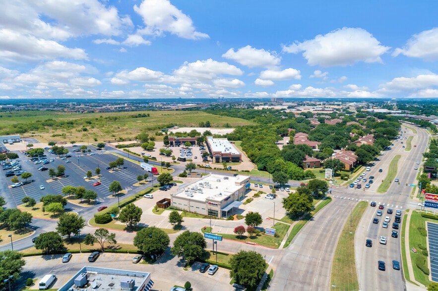 More Photos Of 5850 S Hulen St, Fort Worth Unknown For Lease