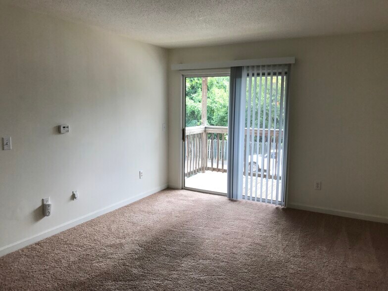 1300 Pamlico St, Charlotte, NC 28205 Apartments For Sale