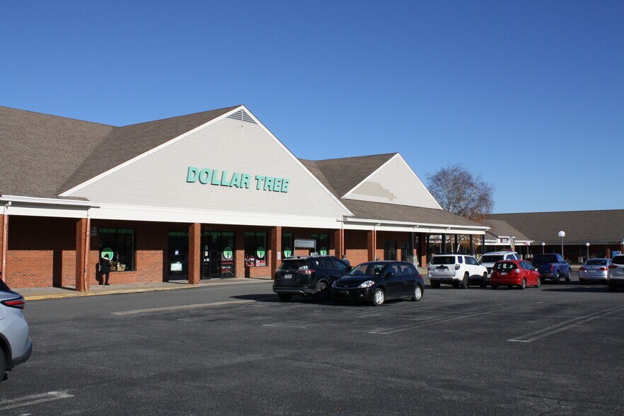 More Photos Of 71-101 Carver Rd, Plymouth Unknown For Lease