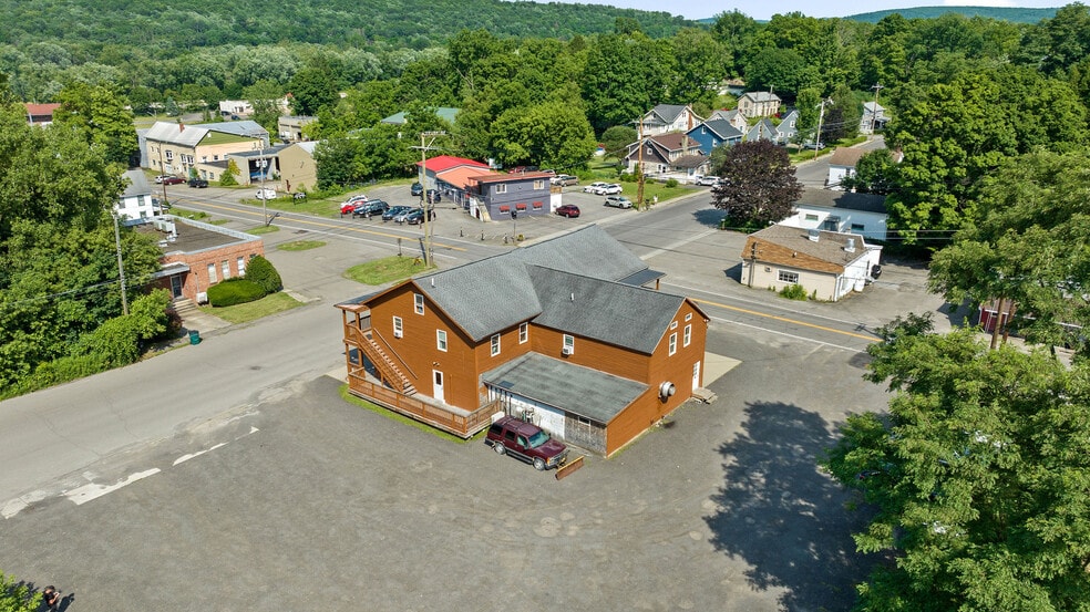 More Photos Of 552 Main St, Apalachin General Retail For Sale
