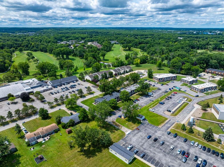 More Photos Of 5510 Beavercrest Dr, Lorain Apartments For Sale