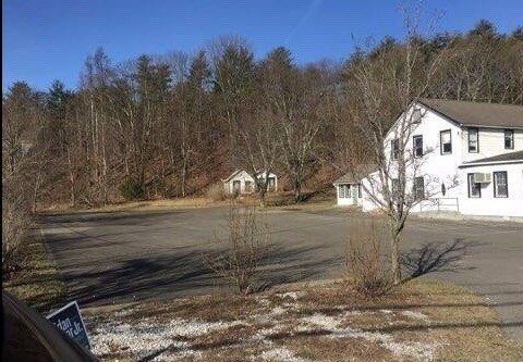 More Photos Of 335 Main St, Cairo Freestanding For Sale