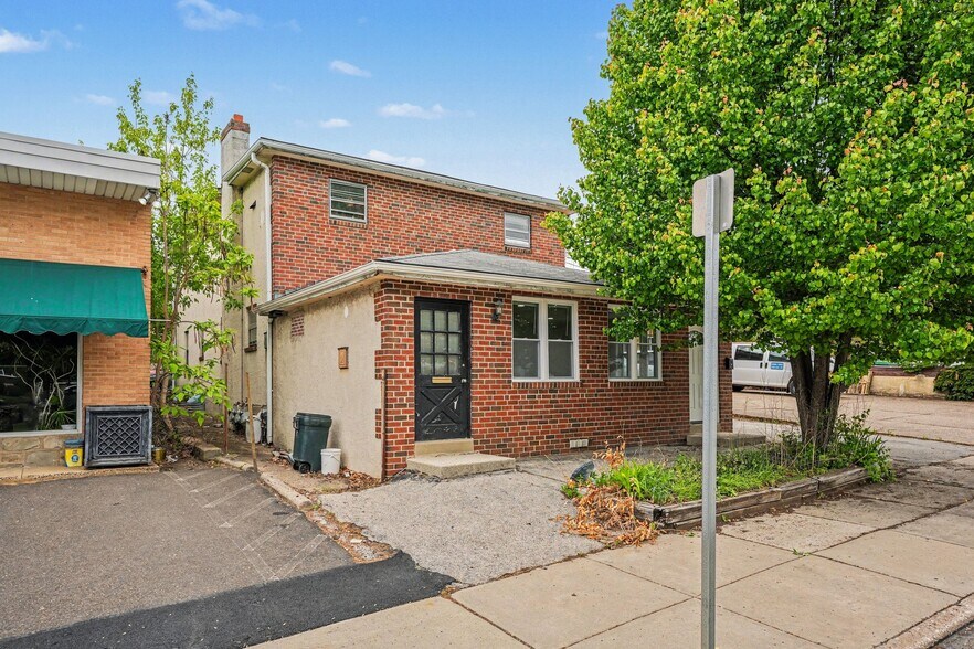 More Photos Of 107 Allison Rd, Oreland Office For Sale
