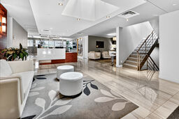 More Photos Of 418 Rue Sherbrooke E, Montréal Loft Creative Space For Sale