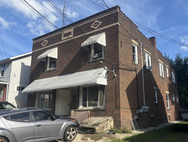 More Photos Of 1615 15th St NE, Canton Apartments For Sale