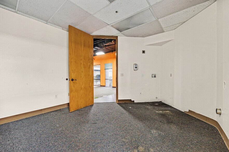 More Photos Of 2220-2228 Camino Ramon, San Ramon Loft Creative Space For Sale