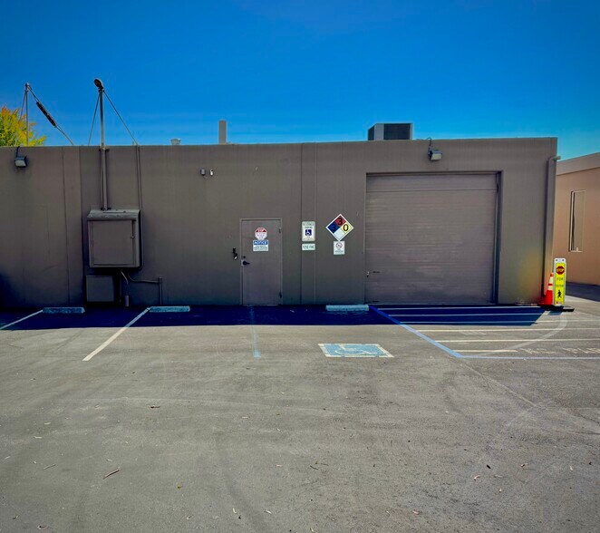 More Photos Of 797 San Antonio Rd, Palo Alto Office For Lease