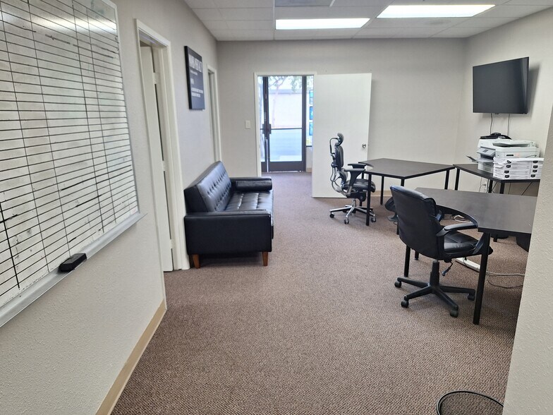 More Photos Of 2828 University Ave, San Diego Apartments For Sale